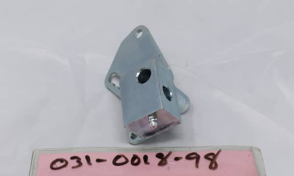 031-0018-98 - 2017-2022 Right Drive Lever Housing